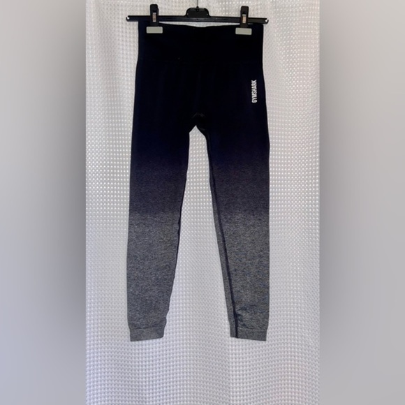 2/40$ Women’s Gymshark Adapt leggings black gray Ombre dip-dye seamless size XS - Picture 4 of 14